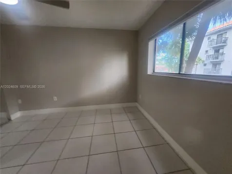 5350 W 21st Court Hialeah FL 33016
