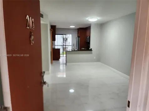 5350 W 21st Court Hialeah FL 33016