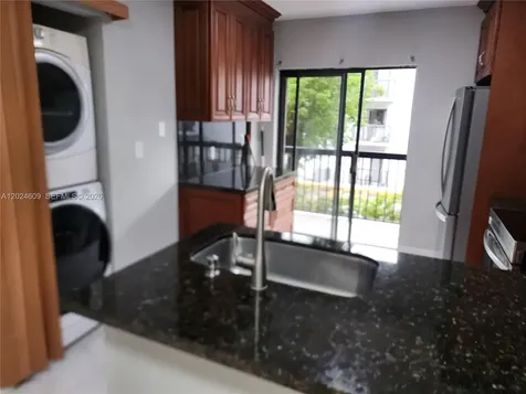 5350 W 21st Court Hialeah FL 33016