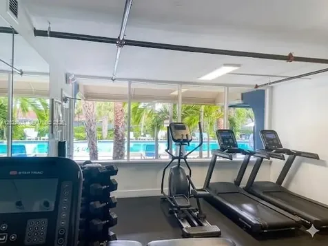 4550 NW 9th Street Miami FL 33126