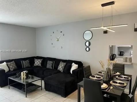 4550 NW 9th Street Miami FL 33126