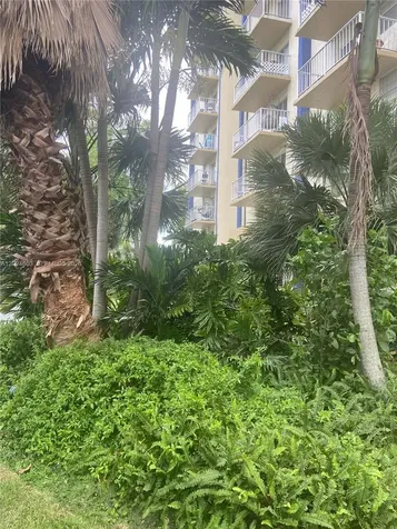 4550 NW 9th Street Miami FL 33126