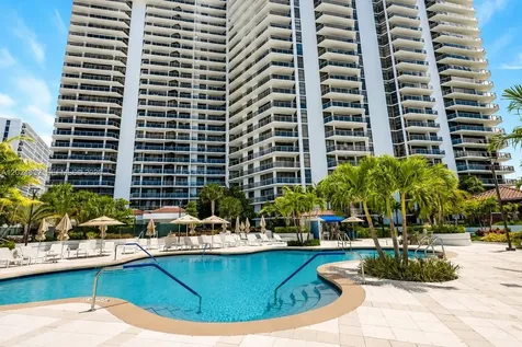 20281 E Country Club Drive Aventura FL 33180