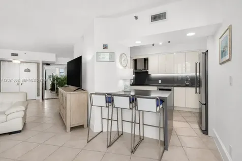 20281 E Country Club Drive Aventura FL 33180