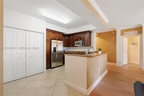 2 Renaissance Way Boynton Beach FL 33426