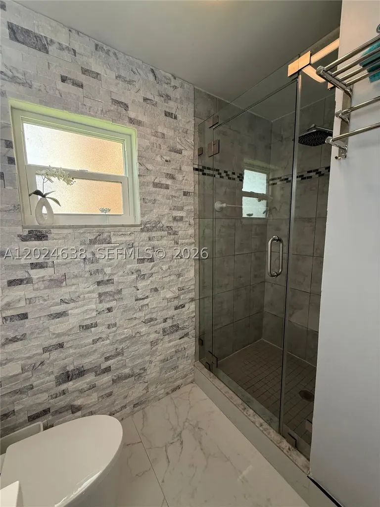 5300 Washington Street Hollywood FL 33021