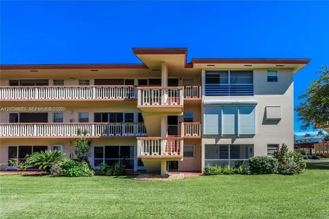 5300 Washington Street Hollywood FL 33021