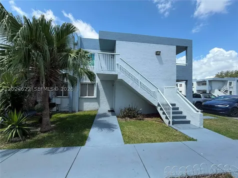 6207 SW 131st Court Miami FL 33183