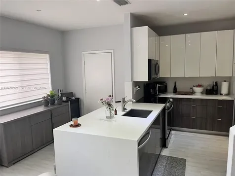 4746 Lago Vista Drive Coconut Creek FL 33073