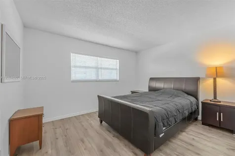 500 NE 12th Avenue Hallandale Beach FL 33009