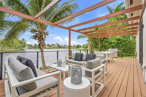 16460 NW 12th Street Pembroke Pines FL 33028