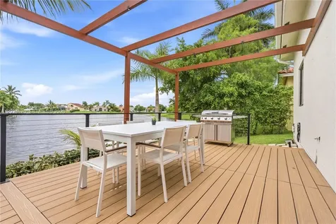 16460 NW 12th Street Pembroke Pines FL 33028