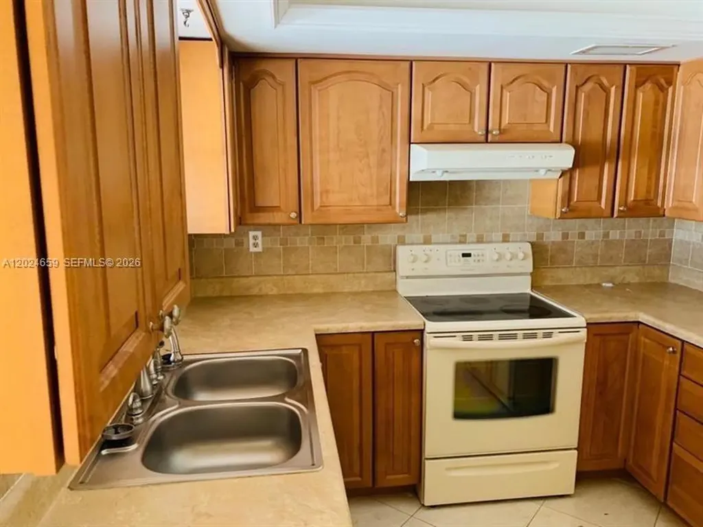 344 SW 1st Street Pompano Beach FL 33060