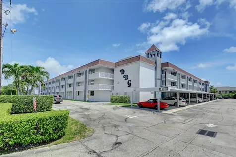 1040 SE 4th Avenue Deerfield Beach FL 33441