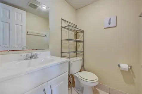 1040 SE 4th Avenue Deerfield Beach FL 33441