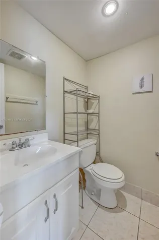 1040 SE 4th Avenue Deerfield Beach FL 33441