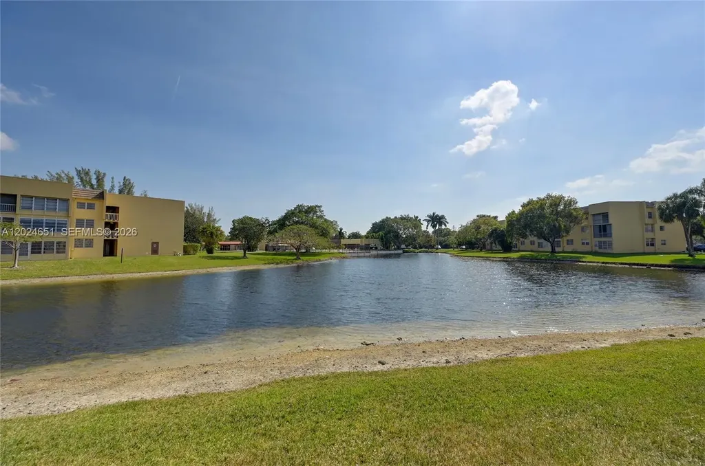 5860 NW 64th Avenue Tamarac FL 33319