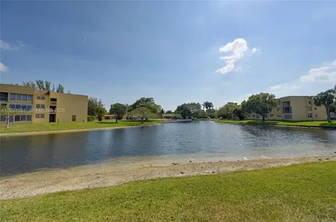 5860 NW 64th Avenue Tamarac FL 33319
