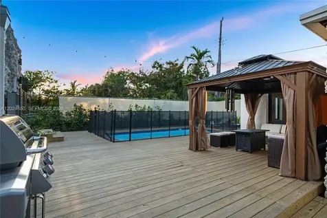 1663 SW 13th Street Miami FL 33145