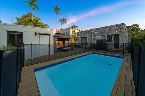 1663 SW 13th Street Miami FL 33145