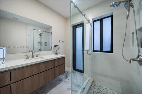 1663 SW 13th Street Miami FL 33145