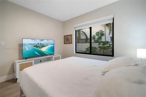 1663 SW 13th Street Miami FL 33145