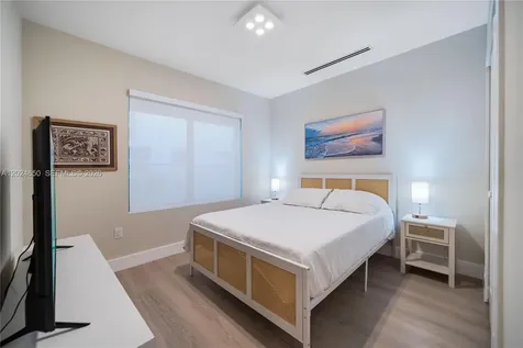 1663 SW 13th Street Miami FL 33145