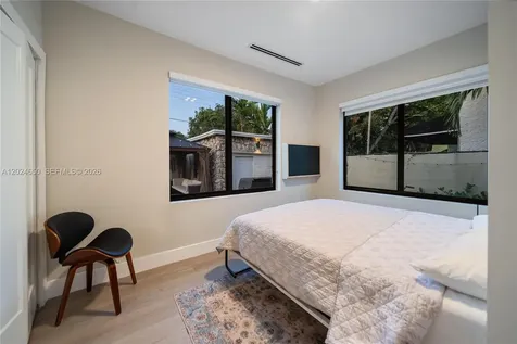 1663 SW 13th Street Miami FL 33145