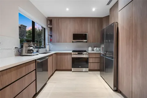 1663 SW 13th Street Miami FL 33145