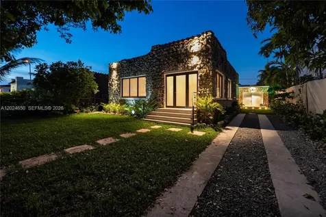 1663 SW 13th Street Miami FL 33145