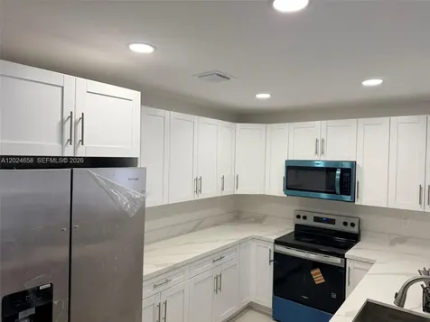 1185 NW 100th Street Miami FL 33150