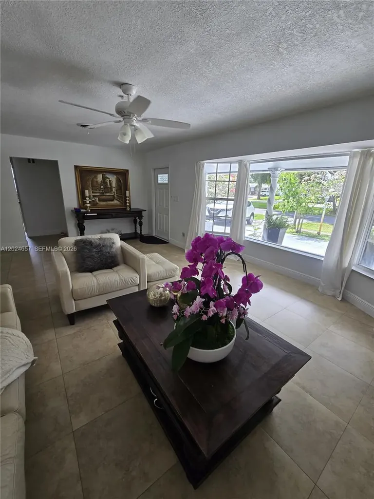 3619 W Park Road Hollywood FL 33021