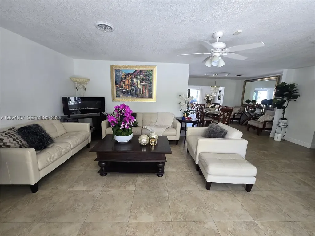 3619 W Park Road Hollywood FL 33021