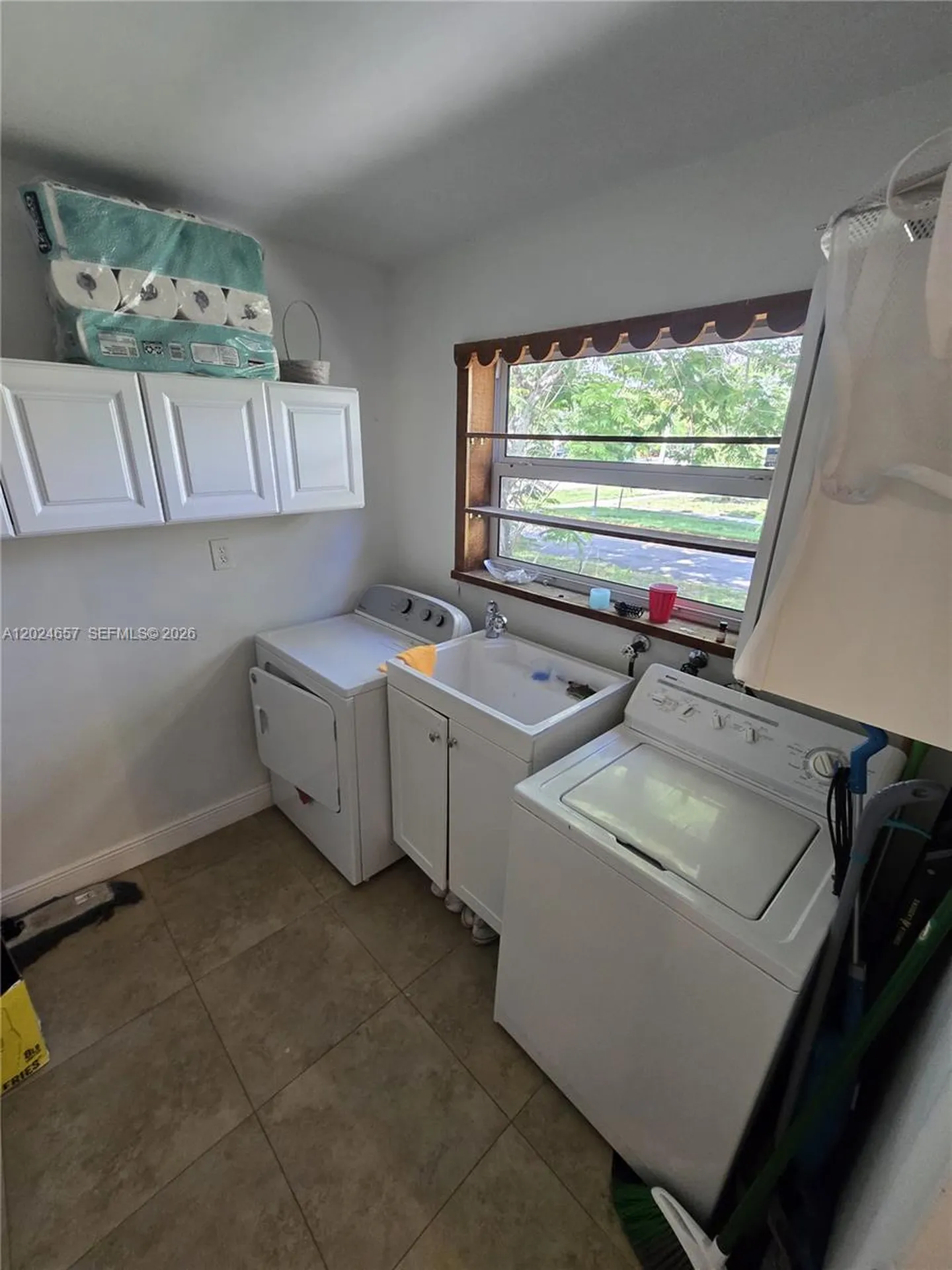3619 W Park Road Hollywood FL 33021