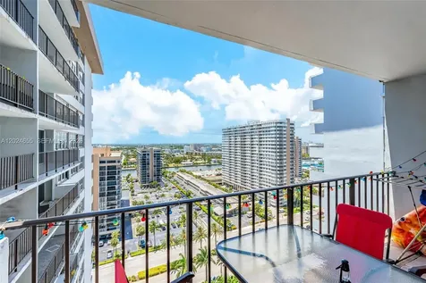 Hallandale Beach FL 33009