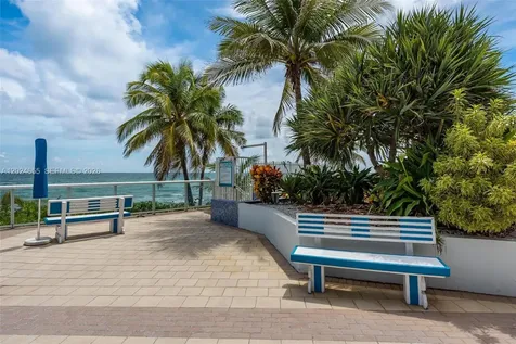 Hallandale Beach FL 33009