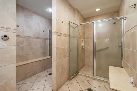 Hallandale Beach FL 33009