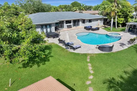 8825 SW 185th Terrace Cutler Bay FL 33157