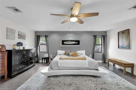 8825 SW 185th Terrace Cutler Bay FL 33157