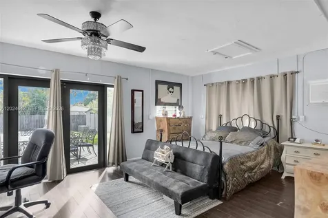 8825 SW 185th Terrace Cutler Bay FL 33157