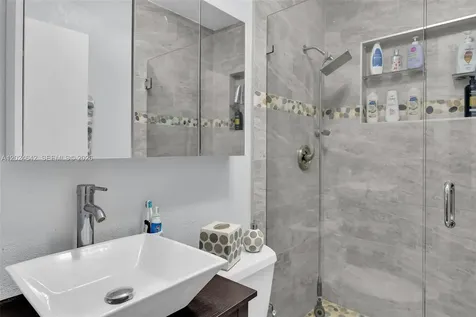 8825 SW 185th Terrace Cutler Bay FL 33157