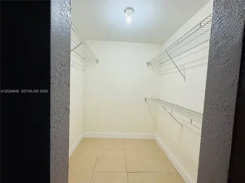 2040 NW 89th Avenue Pembroke Pines FL 33028