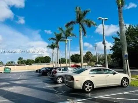 2040 NW 89th Avenue Pembroke Pines FL 33028