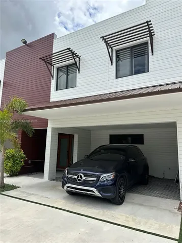 958 NW 10th Street Florida City FL 33034