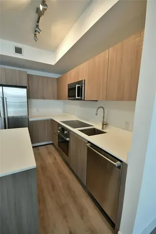 201 SW 17th Road Miami FL 33129