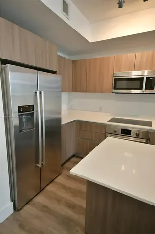 201 SW 17th Road Miami FL 33129