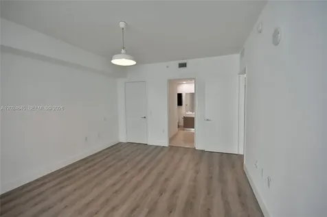 201 SW 17th Road Miami FL 33129