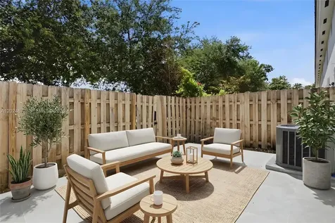 82 SW 3rd Court Florida City FL 33034