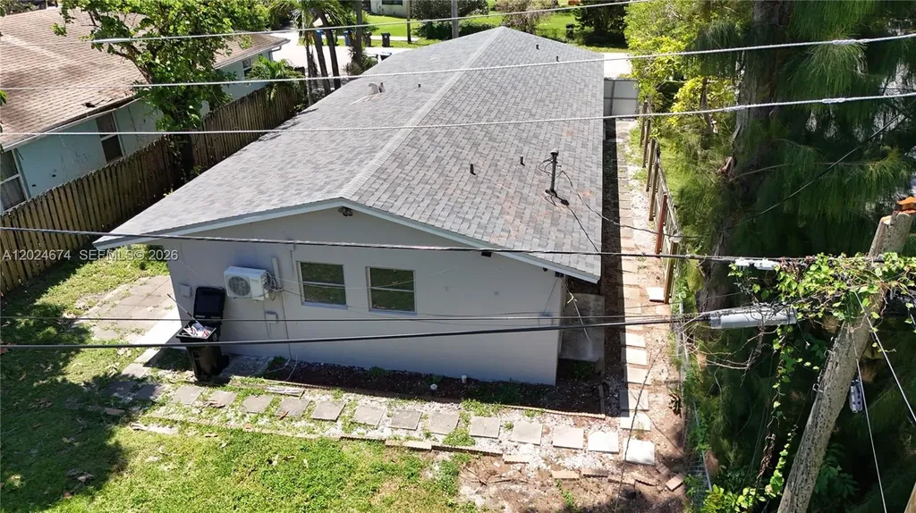 813 SW 29th Street Fort Lauderdale FL 33315