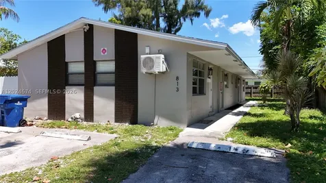 813 SW 29th Street Fort Lauderdale FL 33315